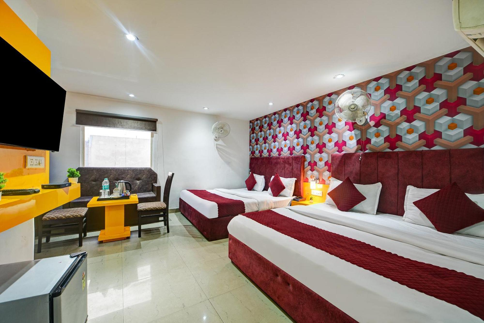 Hotel Platinum With Free Pickup-Delhi Airport Nové Dillí Exteriér fotografie